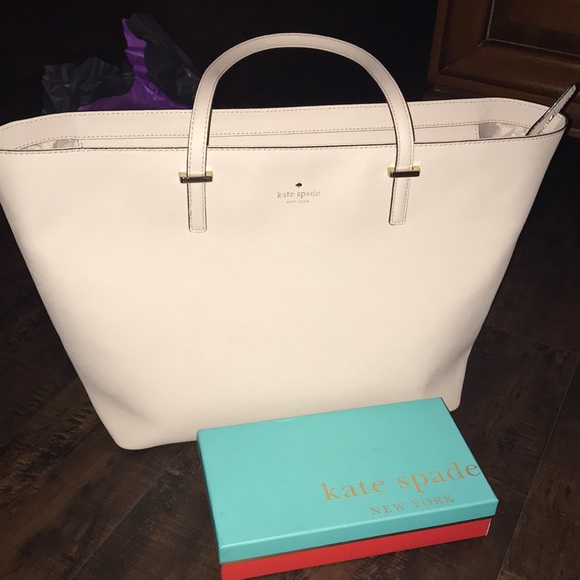 kate spade Handbags - light pink/ taupe Kate Spade tote, excellent shape